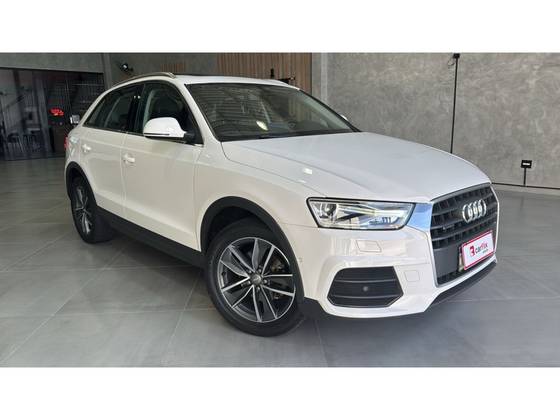 AUDI Q3 2.0 TFSI AMBIENTE QUATTRO 4P GASOLINA S TRONIC AUDI Q3 2.0 TFSI AMBIENTE QUATTRO 4P GASOLINA S TRONIC